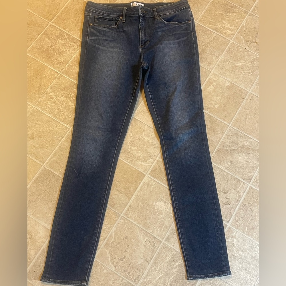 Los Angeles‎ AOS size 12